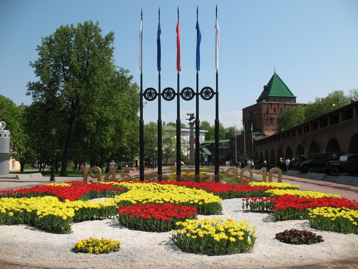 площадь минина кремль 9 мая