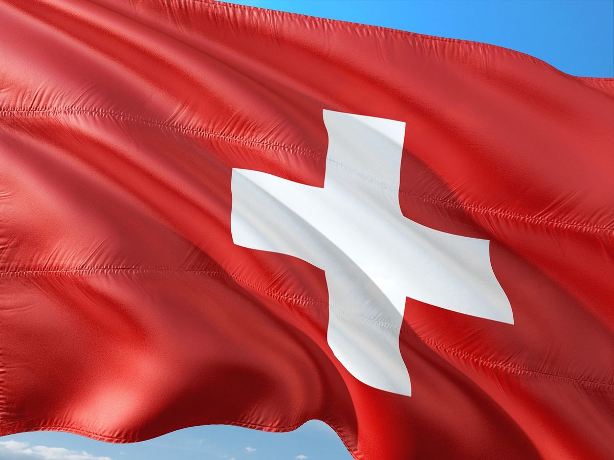 флаг швейцария