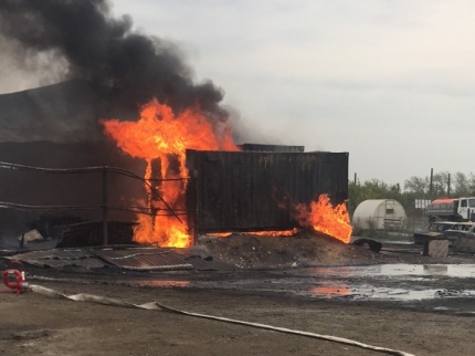 Один человек погиб и один пострадал при пожаре на дзержинском заводе «Карбохим»