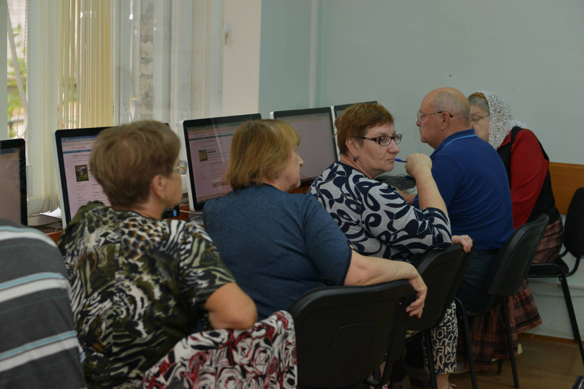 Мастер-класс по мобильной грамотности для пожилых и людей с ограниченными возможностями прошел в Нижнем Новгороде