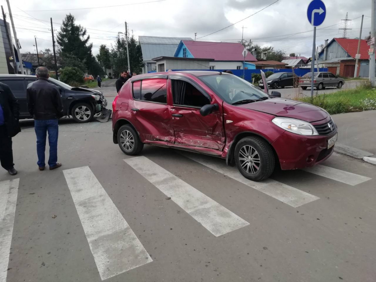 Автоледи попала в больницу после ДТП в Нижнем Новгороде