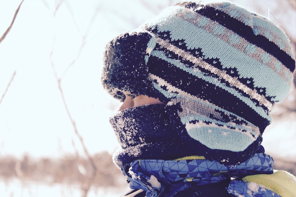 Нижегородцам рекомендуют не направлять детей в школы при сильных морозах