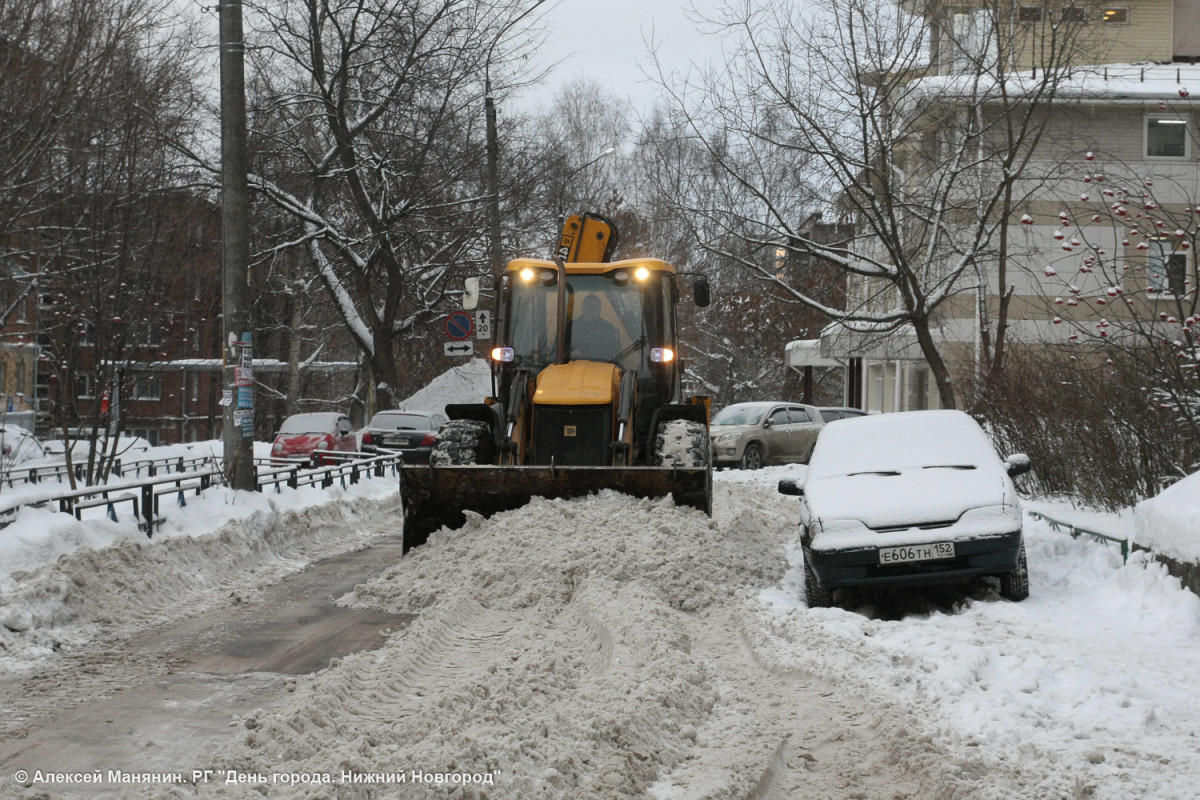 Усиленный режим уборки снега введен во всех районах Нижнего Новгорода