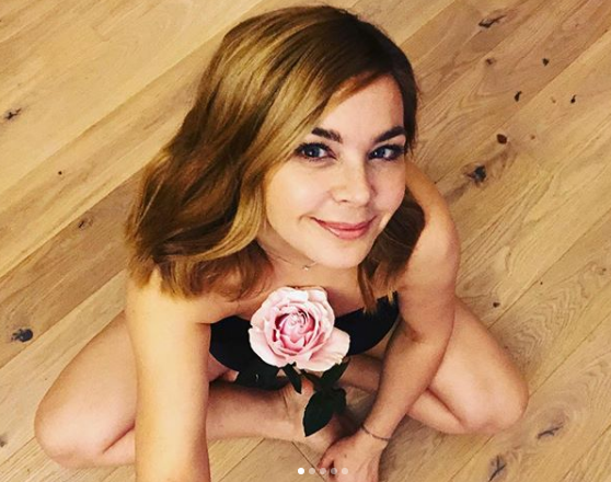 Нижегородская актриса Ирина Пегова выложила фото в откровенном купальнике