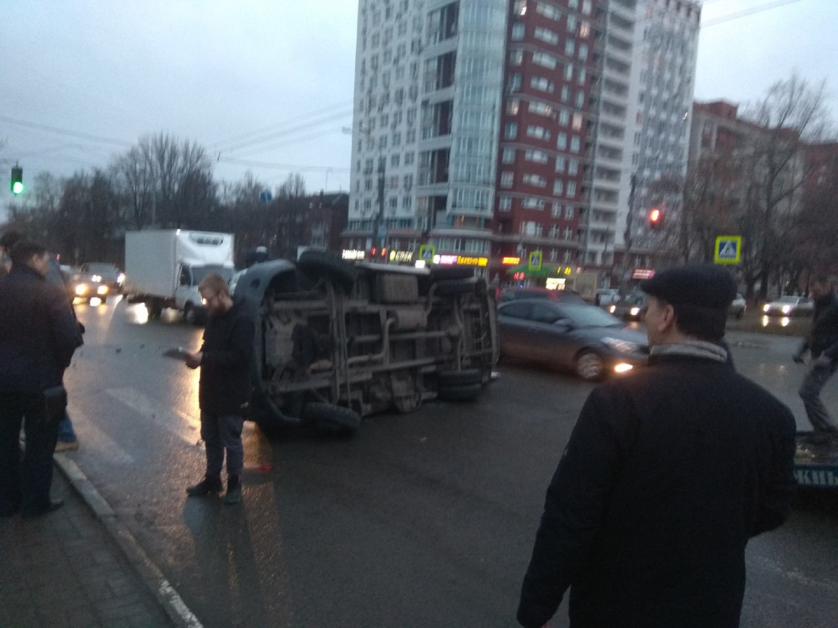 Четыре человека пострадали в ДТП с участием «скорой помощи» в Нижнем Новгороде
