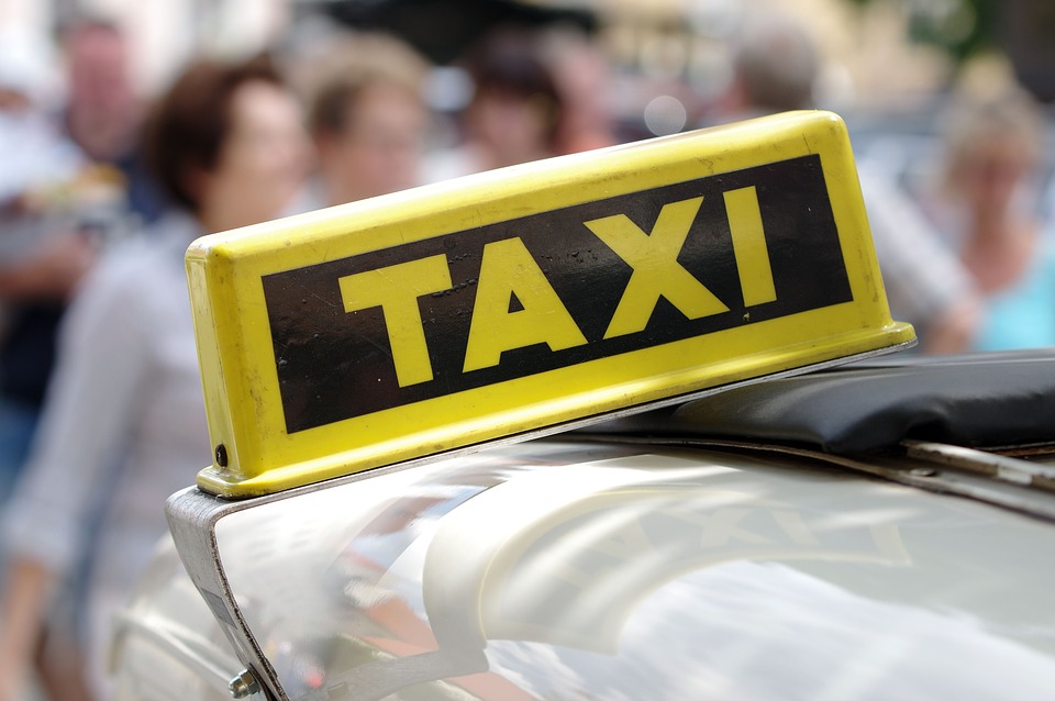 Нижний Новгород вошел в топ-10 самых щедрых городов России по оплате такси