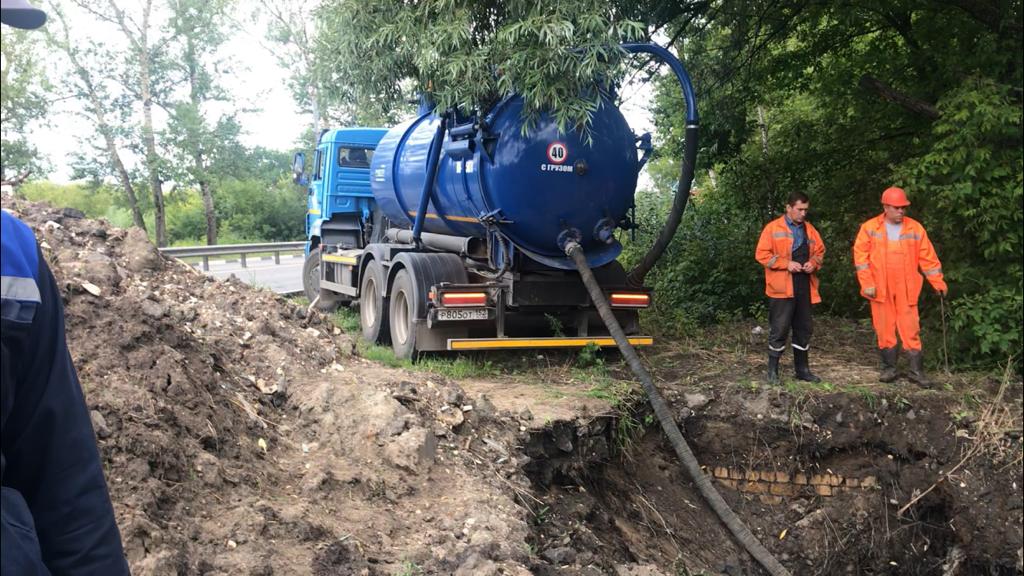 Нижегородский водоканал выполняет перекладку водопровода на Московском шоссе