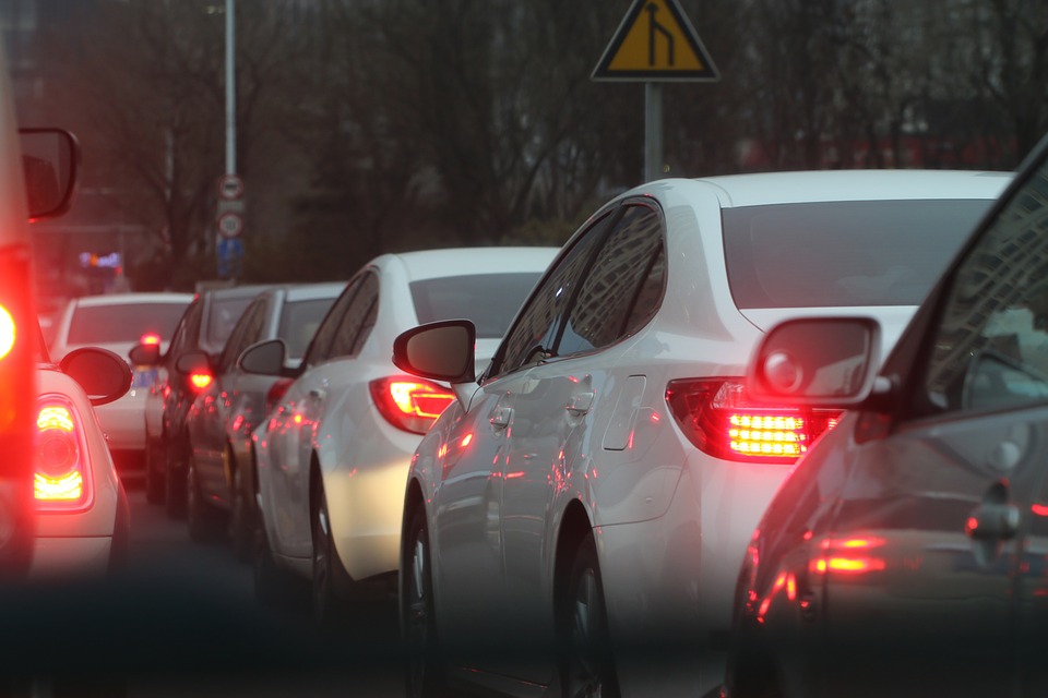 Нижегородские автомобилисты встали в огромной пробке от метро Пролетарской до Карповской церкви