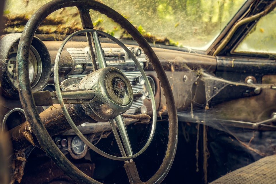 Госдума РФ предлагает запретить старые автомобили