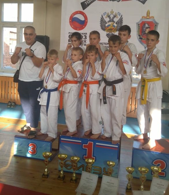 Юные нижегородские каратисты привезли девять медалей с первенства города Иваново