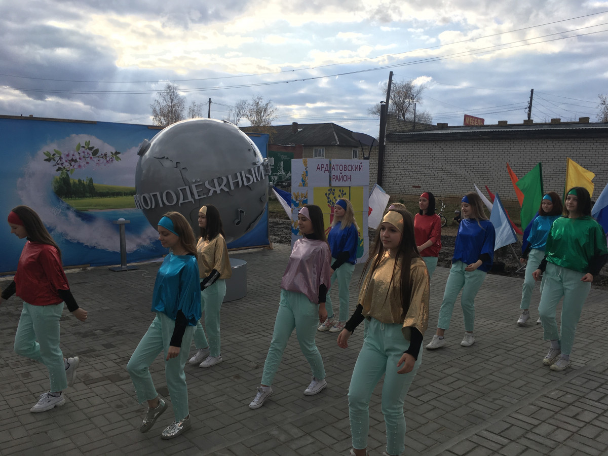 «Молодежный экватор» открыли в рабочем поселке Мухтолово