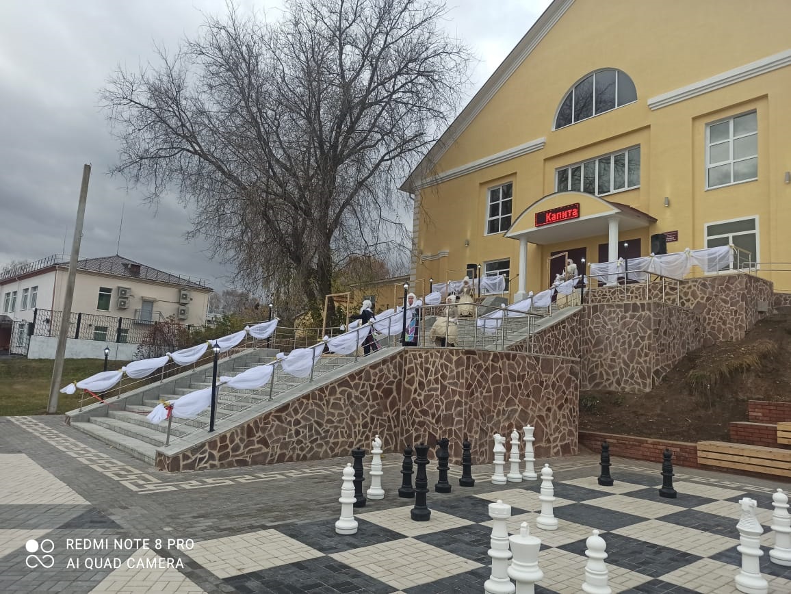 В Дальнем Константинове после благоустройства открыли площадь Театральную