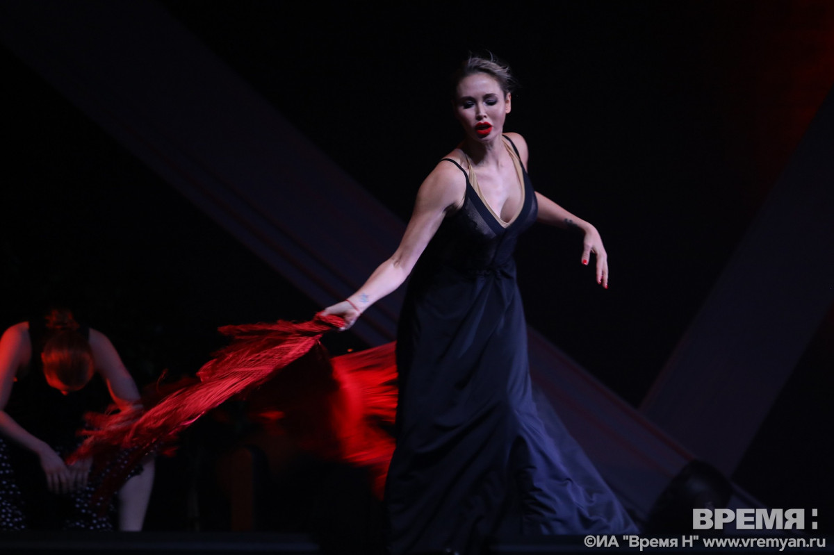 Опубликованы фото с танцевального спектакля Утяшевой «CarmenP.S.» в Нижнем Новгороде