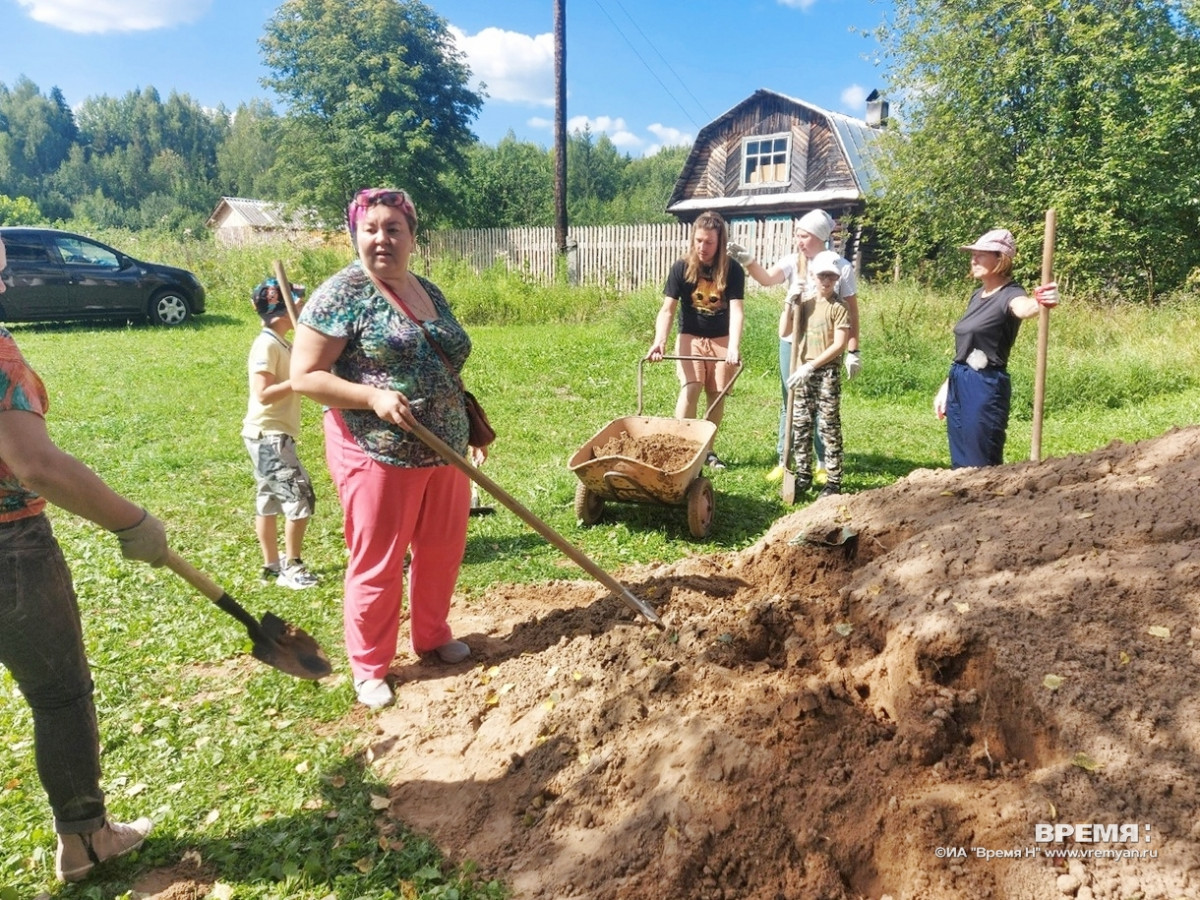 Нижегородские туристы-волонтеры проложили тропинку к святому источнику в Ветлужском округе