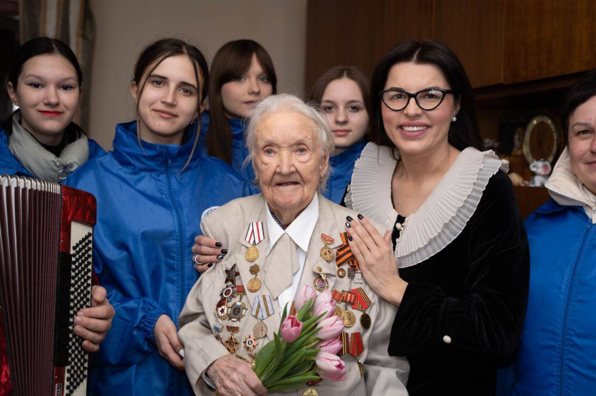 Нижегородские Волонтёры Победы поздравляют участниц Великой Отечественной войны