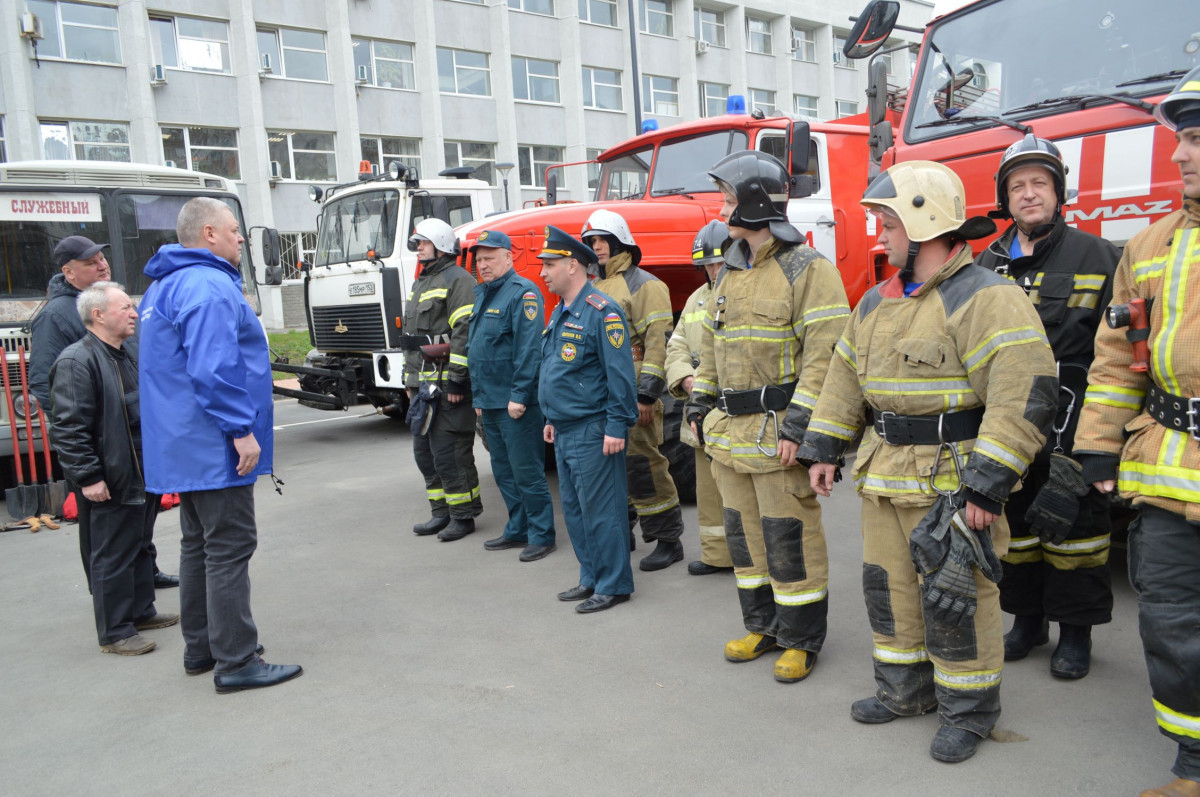 Готовность сводного отряда пожаротушения проверили в Московском районе