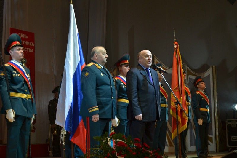 Шанцев поздравил нижегородских военных гл.