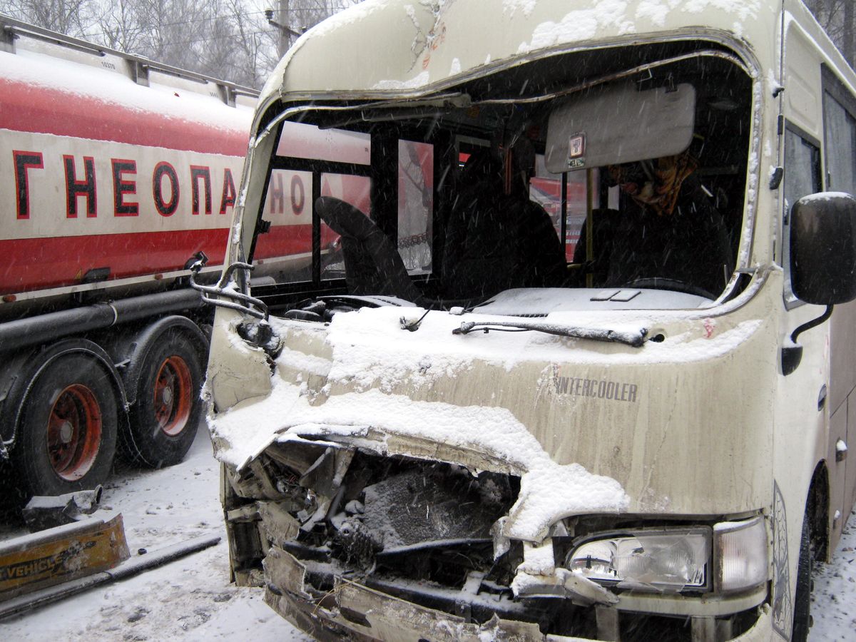 Фото дтп автобус и бензовоз