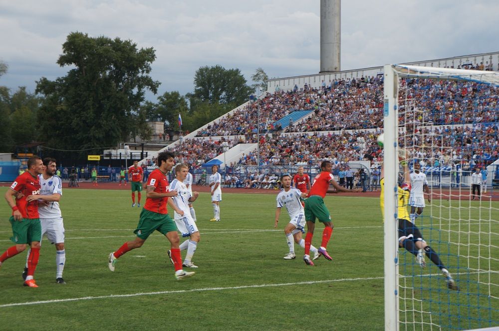 Состав футбольного клуба нижний новгород