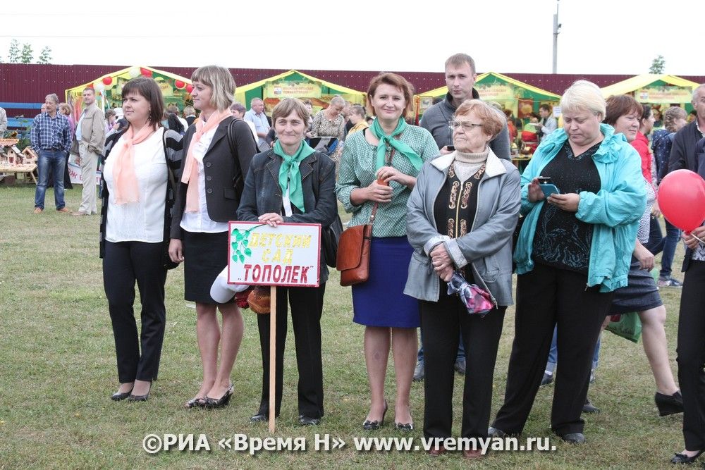 Провел 80. Сосновское Нижегородской области население. Сосновское Нижегородской области жители. Население посёлка Сосновское Нижегородской области. Сосновское инфо Нижегородская область.