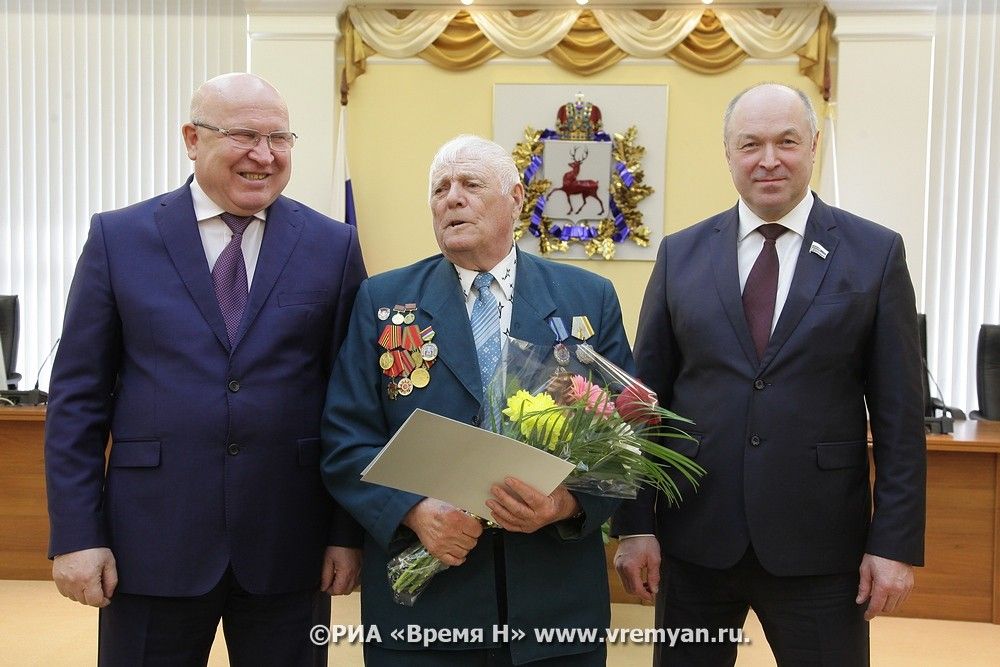 Нижегородский ветеран. Медаль «заслуженный ветеран Нижегородской области».. Почетный ветеран Нижегородской области. Награждение нижегородцев. В.П. Шанцев с ветеранами.