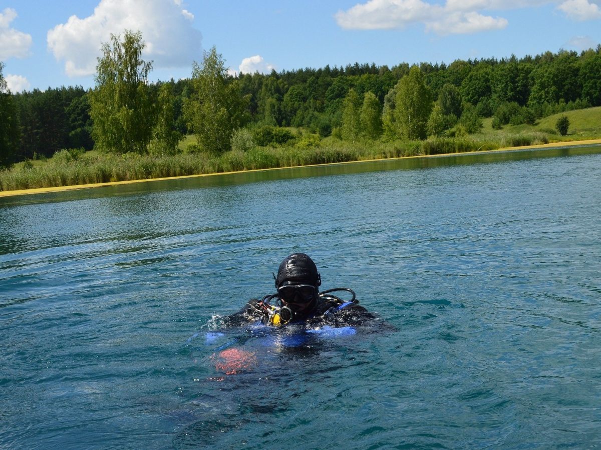 водолаз река