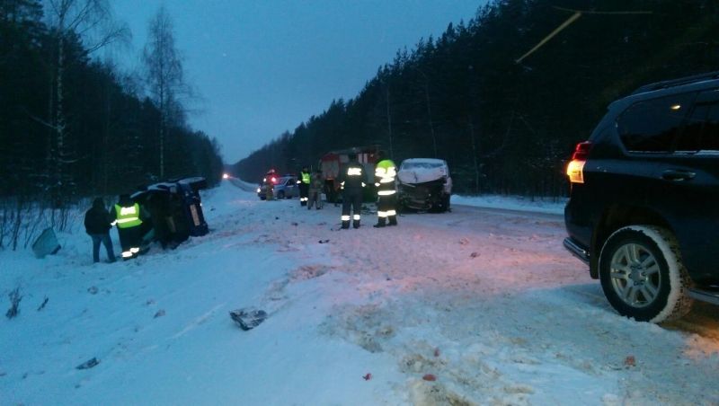 Автобус работки нижний. Авария на трассе работки Порецкое. Авария на Бинарадской трассе вчера. ДТП В Нижегородской области работки. ДТП 2 микроавтобусов в Нижегородской области.