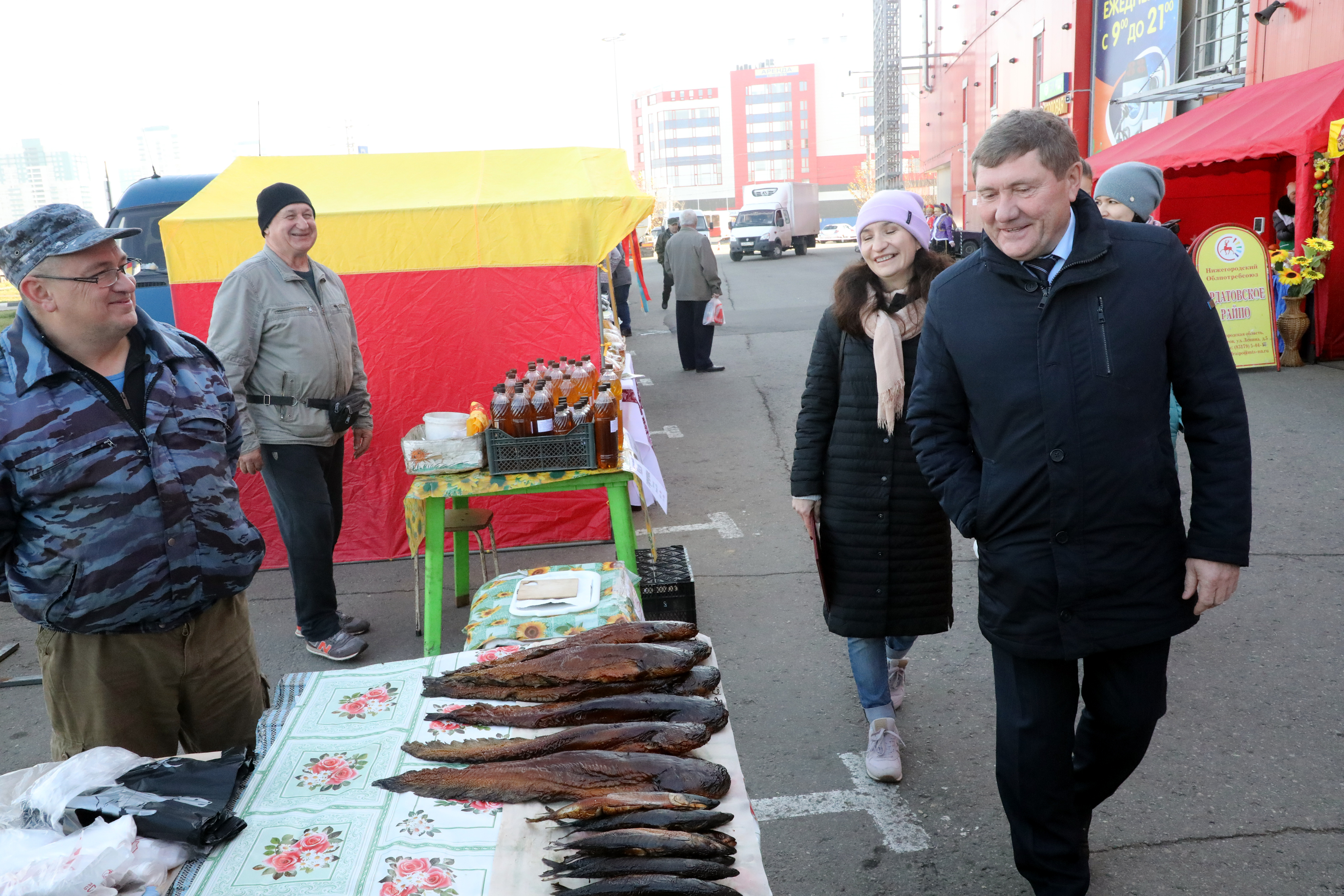 Ярмарка Новгород Фото