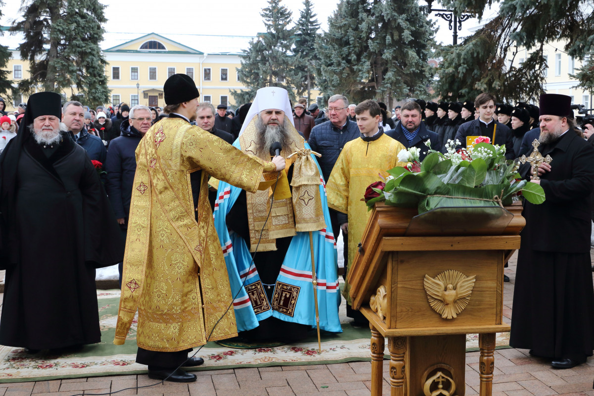 Новости новгорода сегодня последние. Открытие храма Георгия Всеволодовича. Возложение Бор Нижний Новгород. Празднование Георгия Всеволодовича в Нижнем Новгороде. Возложение памятнякам Нижний Новгород.