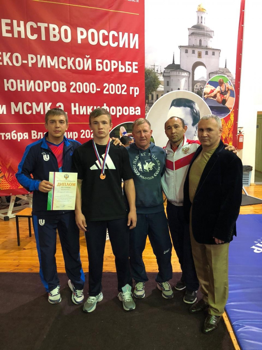Нижегородские борцы стали бронзовыми призерами первенства России по греко-римской борьбе