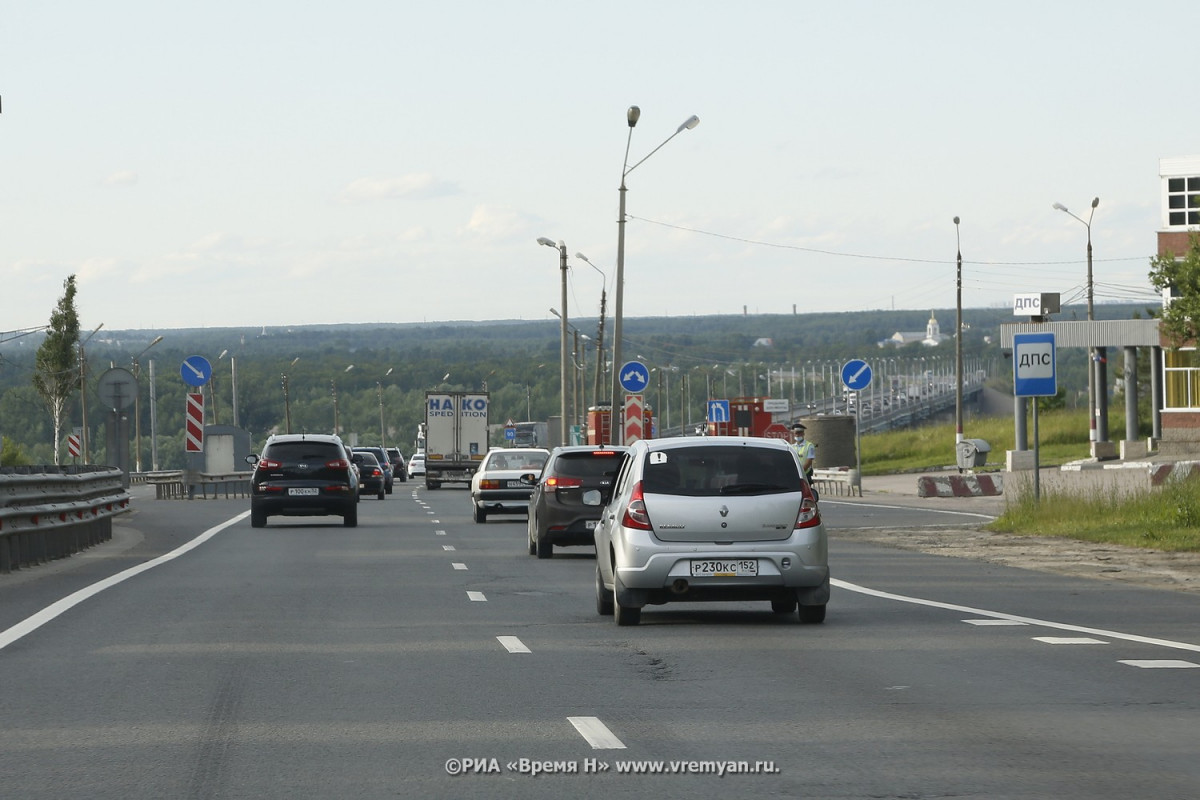Пробки сковали движение в Нижнем Новгороде утром 21 сентября