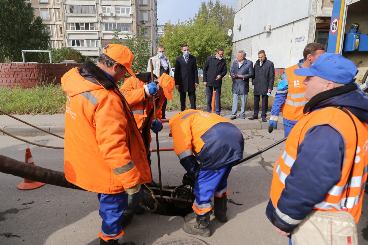 Нижегородский водоканал. Водоканал ЖКХ. Аварийная бригада водоканала. Нижегородский Водоканал работники. Аварийные работы.