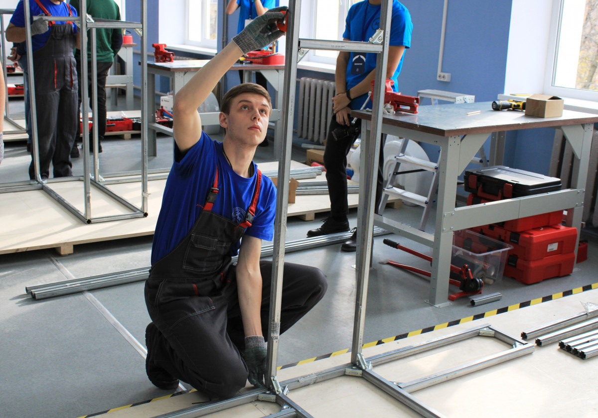 Строительный техникум нижний новгород отзывы. Мастерские по стандартам WORLDSKILLS. Строительный техникум Нижний Новгород. Мастерские WORLDSKILLS Кемеровский строительный техникум. Многофункциональная рама для Ворлдскиллс физическая культура.