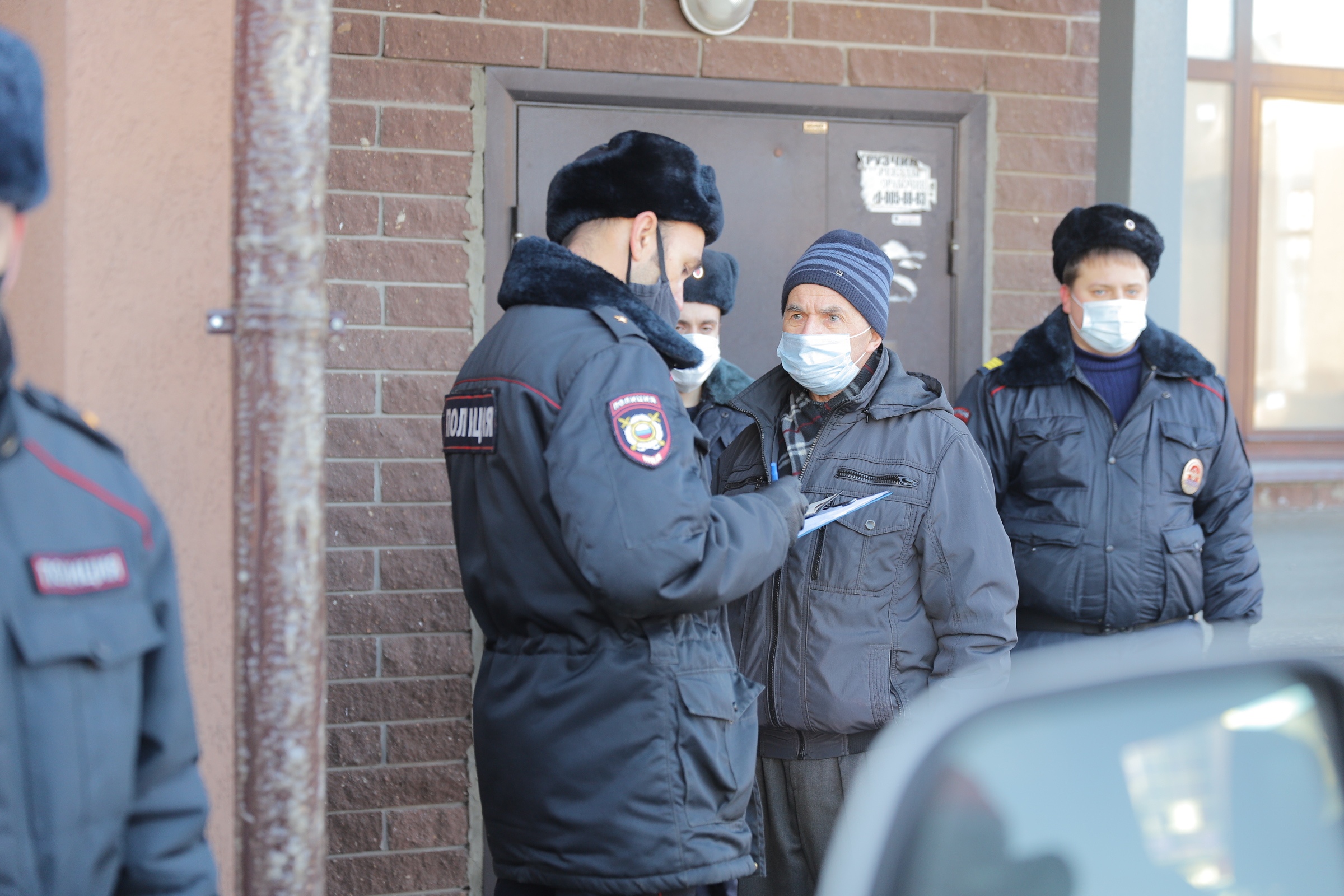 Жильцы дзержинского дома, где произошел пожар, вернулись в квартиры |  Информационное агентство «Время Н»