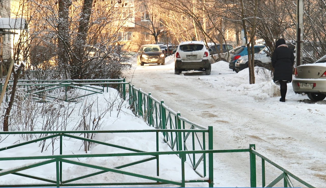 Нарушение 40. Госжилинспекция Дзержинск. ГТРК Нижний Новгород коммунальщики. Нарушения снег.