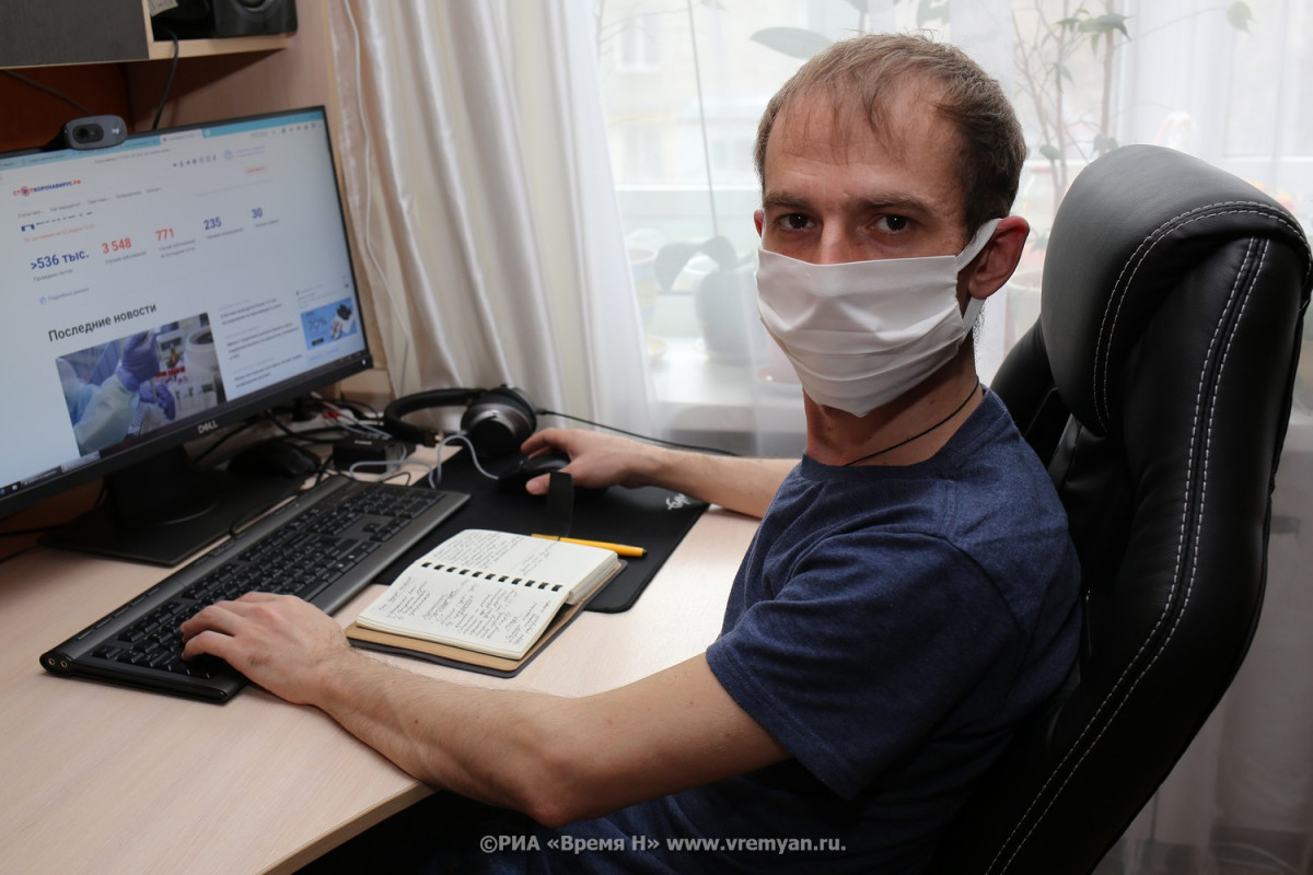 Шесть из десяти работодателей требуют от сотрудников ношения масок на рабочем месте