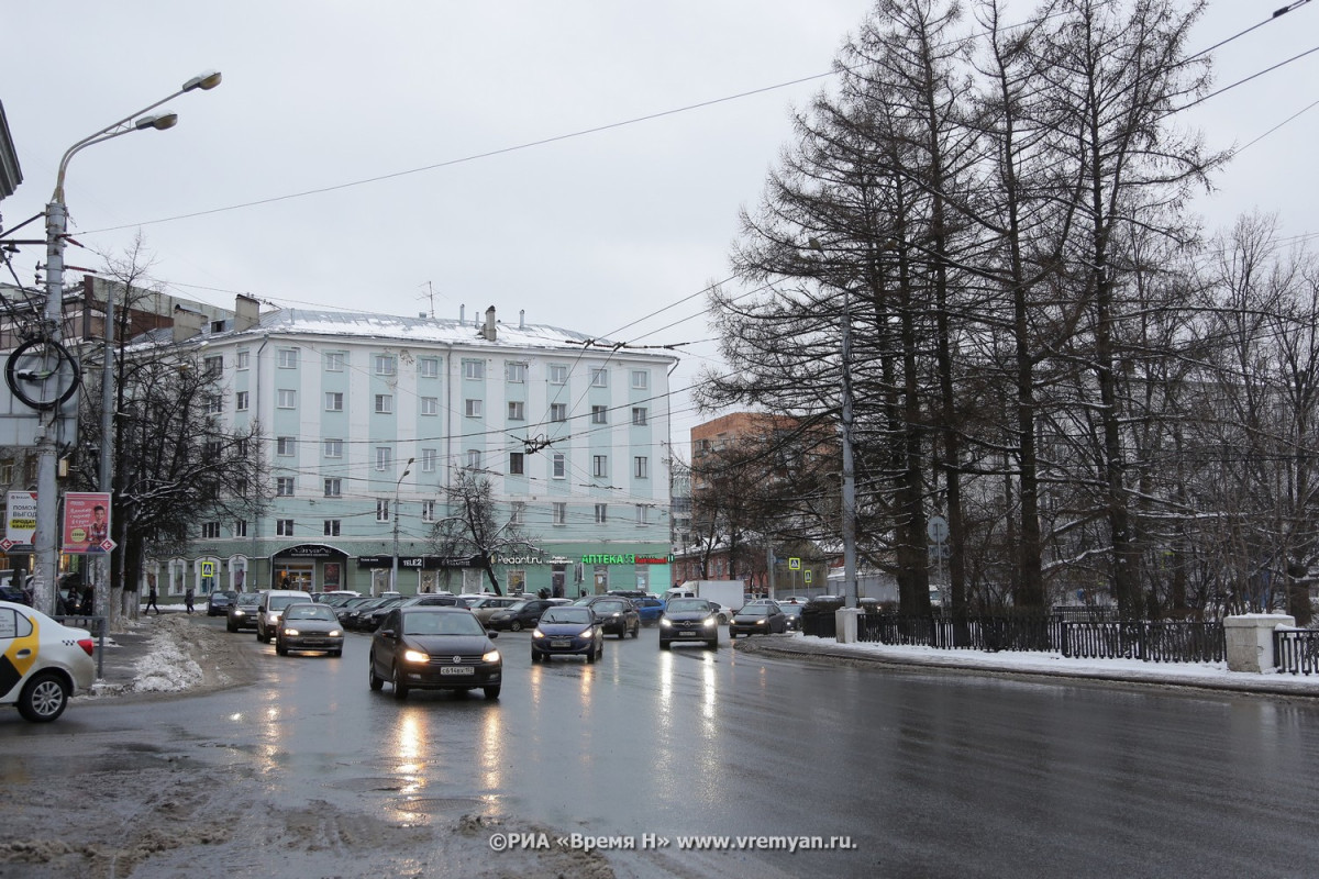 Площадь горького 4. Площадь Горького вчера и сегодня. Сквер на пл свободы в Нижнем Новгороде. Площадь Горького Нижний Новгород 2021.