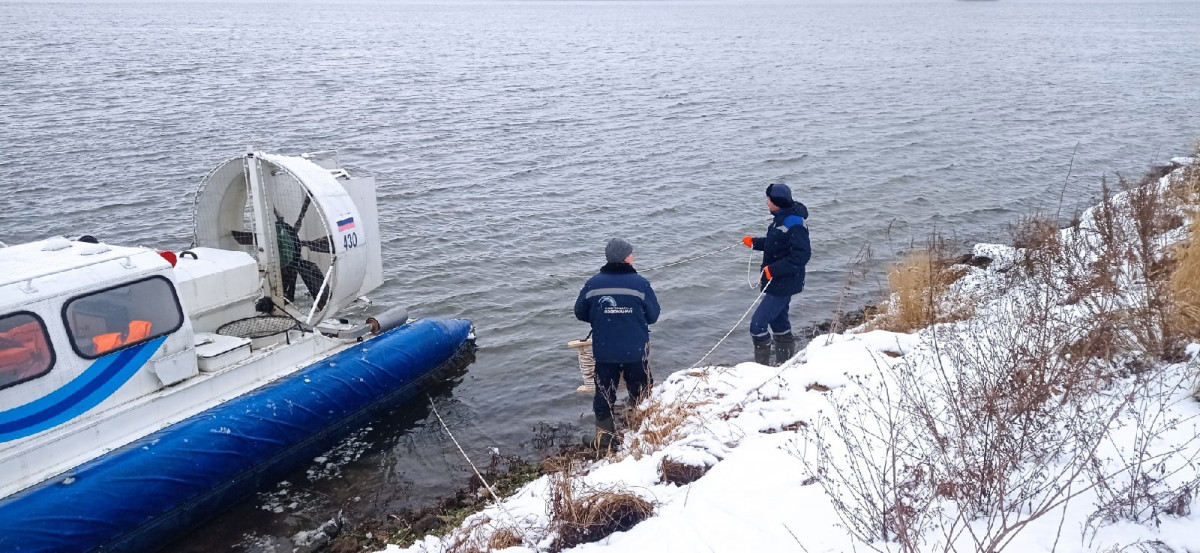 Водоканал организовал круглосуточное дежурство водолазов для контроля за водозабором на станциях