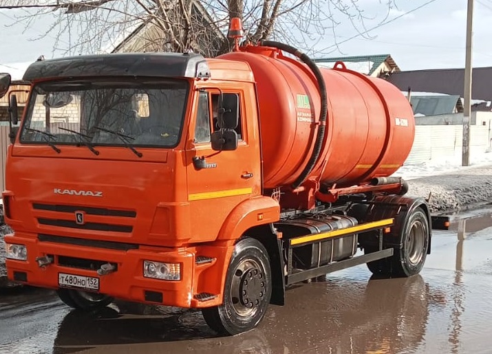 Около четырех тысяч кубометров воды откачали с улиц Нижнего Новгорода в выходные