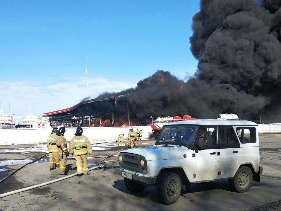 Прокуратура организовала проверку из-за пожара в Кстовской промзоне