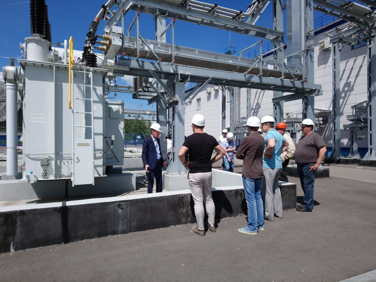 Руководители энергетической компании посетили с экскурсией цифровые объекты «Нижновэнерго»