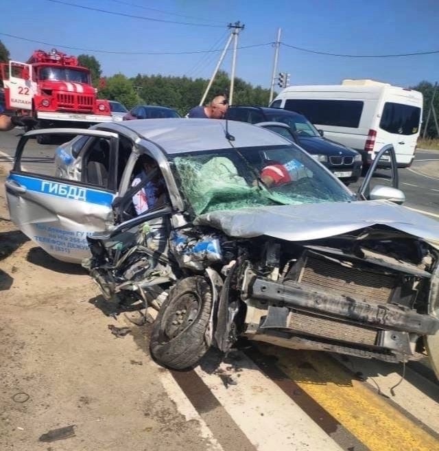 Иномарка и автомобиль ГИБДД столкнулись под Балахной 7 августа