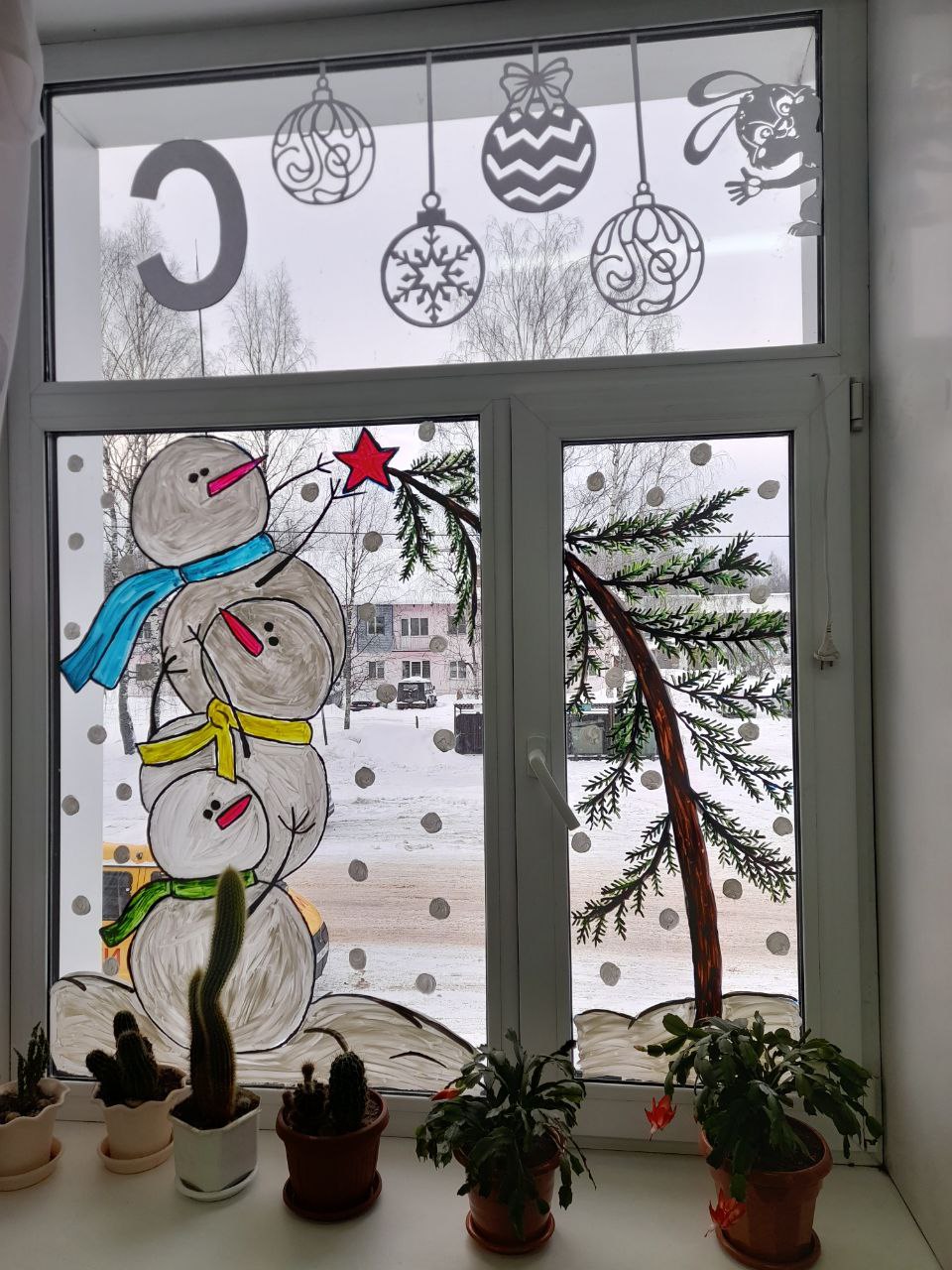 Новогодние рисунки на окнах своими руками на Новый год