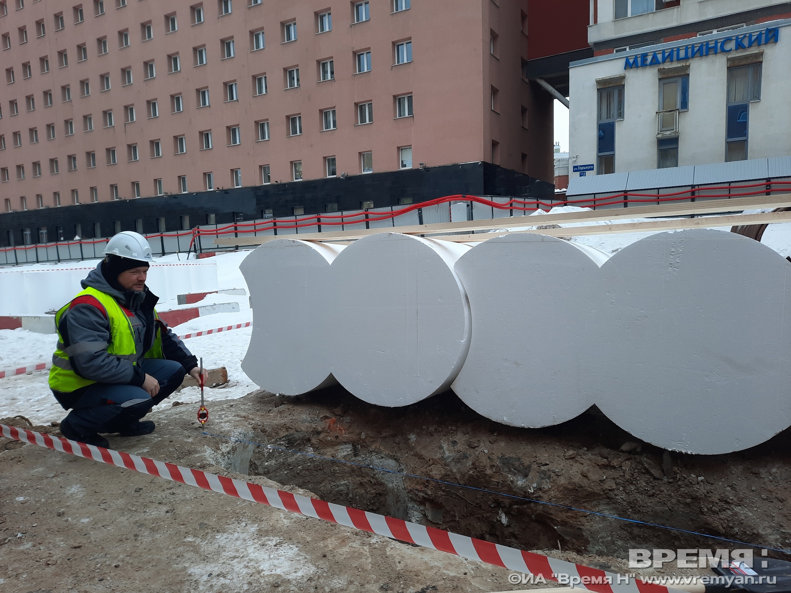 Строители начали возводить форшахту для котлована метро на улице Горького |  Информационное агентство «Время Н»