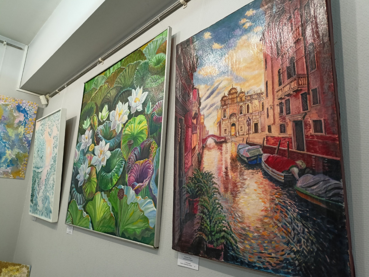 Выставка «Оптимистическая живопись» откроется в музейно-выставочном центре «Микула»
