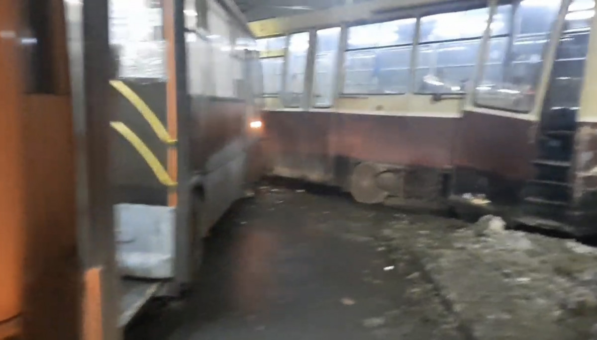 Автобус и трамвай столкнулись в центре Нижнего Новгорода