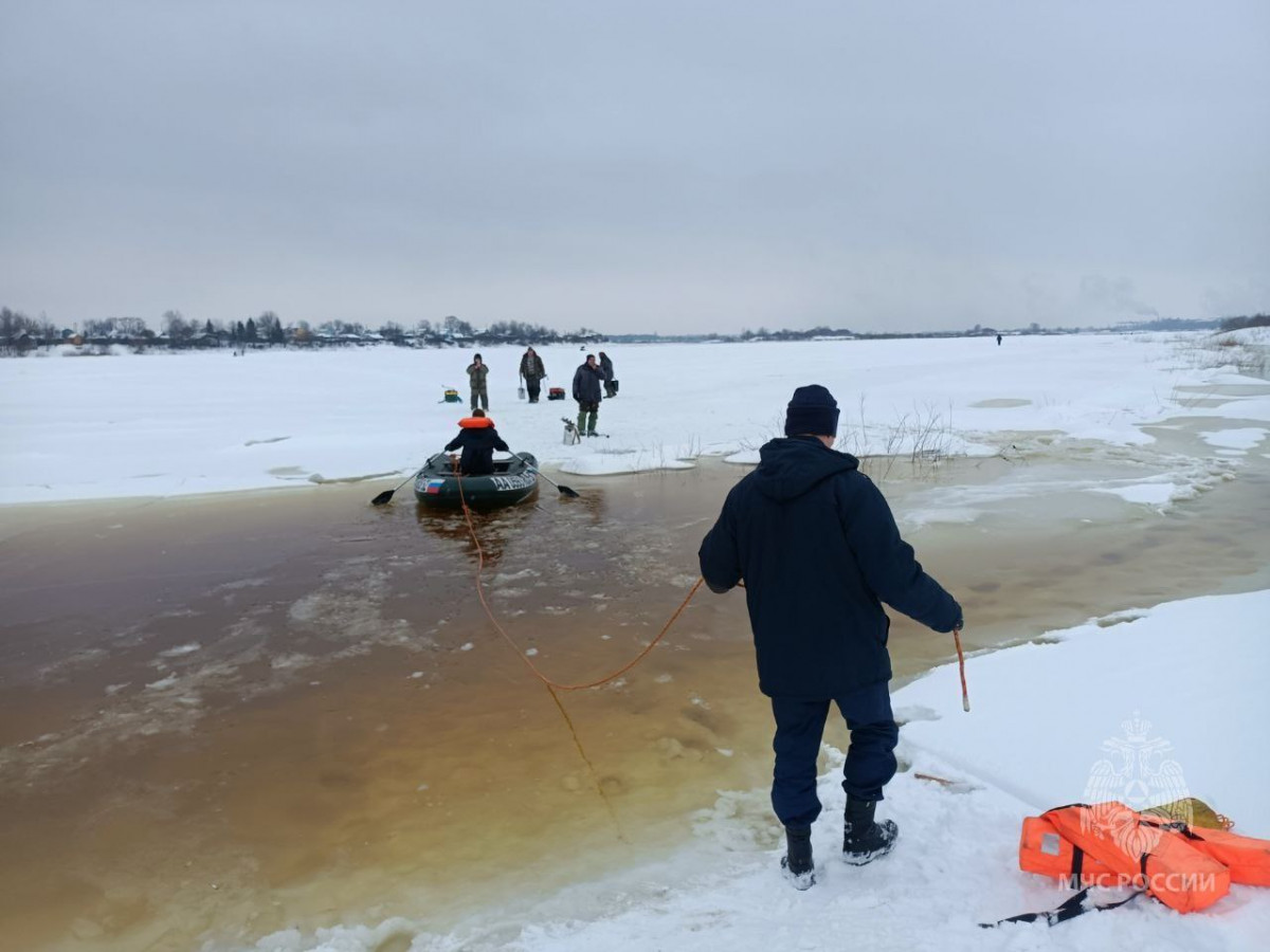 13 человек спасли на Волге в Балахнинском округе