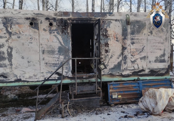 Следователи выясняют обстоятельства гибели двух рабочих на пожаре в Шатковском округе