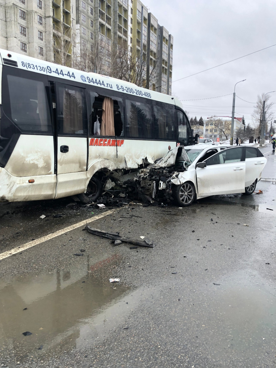 Ребенок и взрослый погибли в ДТП с нижегородским автобусом в Пензе