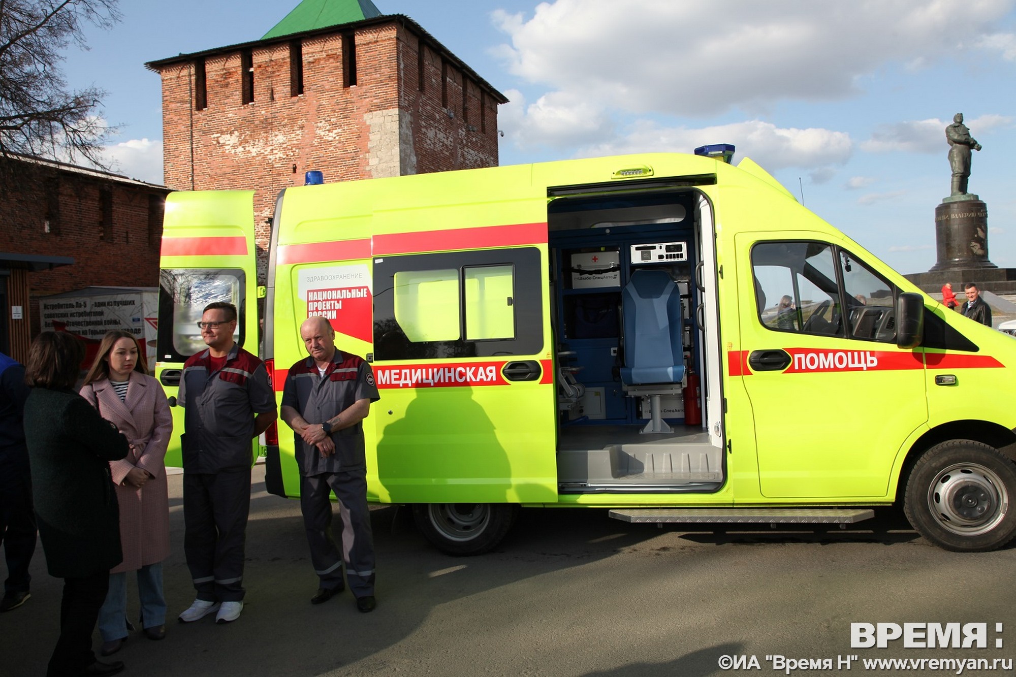 74 машины скорой помощи передали в районы Нижегородской области |  Информационное агентство «Время Н»